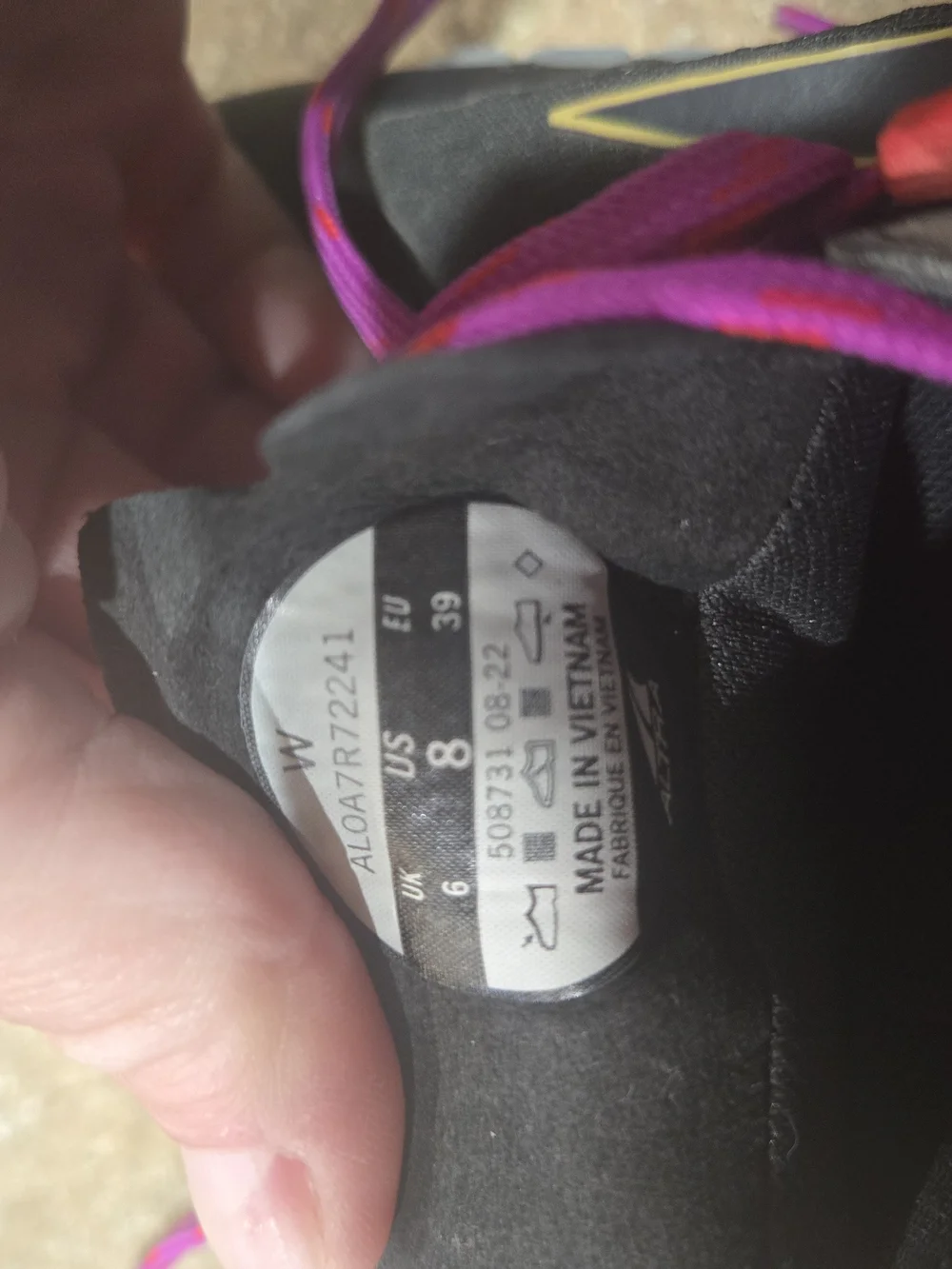 Altra Outroad Traill Runners - Picture 4 of 4